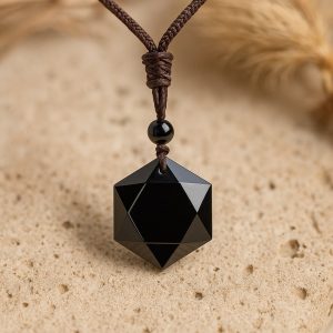 Stjärnhänge i svart obsidian